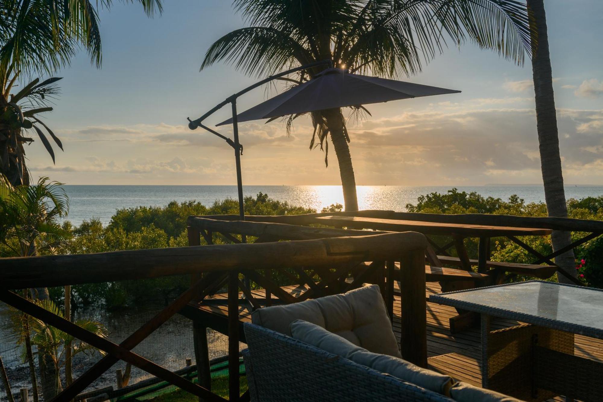 Ocean Pearl Beach Lodge Vilankulo Buitenkant foto