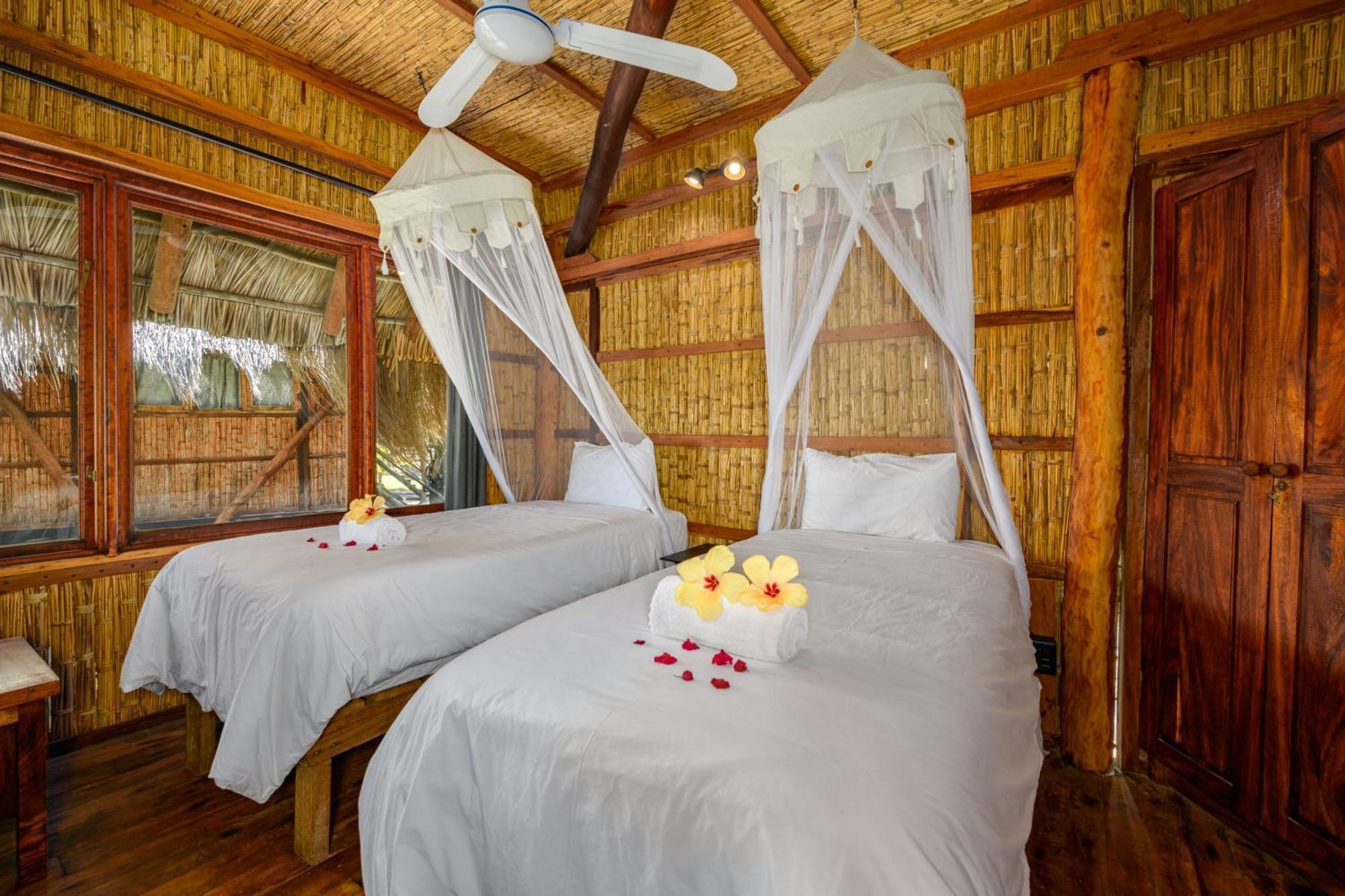 Ocean Pearl Beach Lodge Vilankulo Buitenkant foto