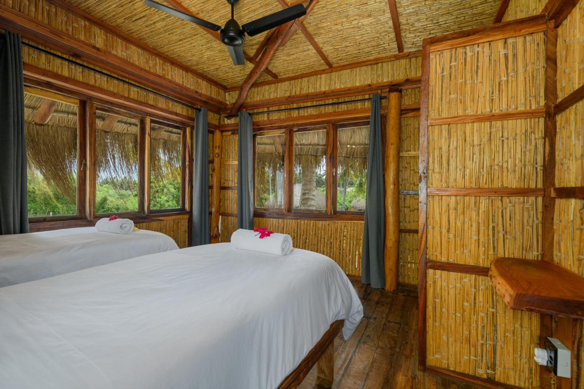 Ocean Pearl Beach Lodge Vilankulo Buitenkant foto