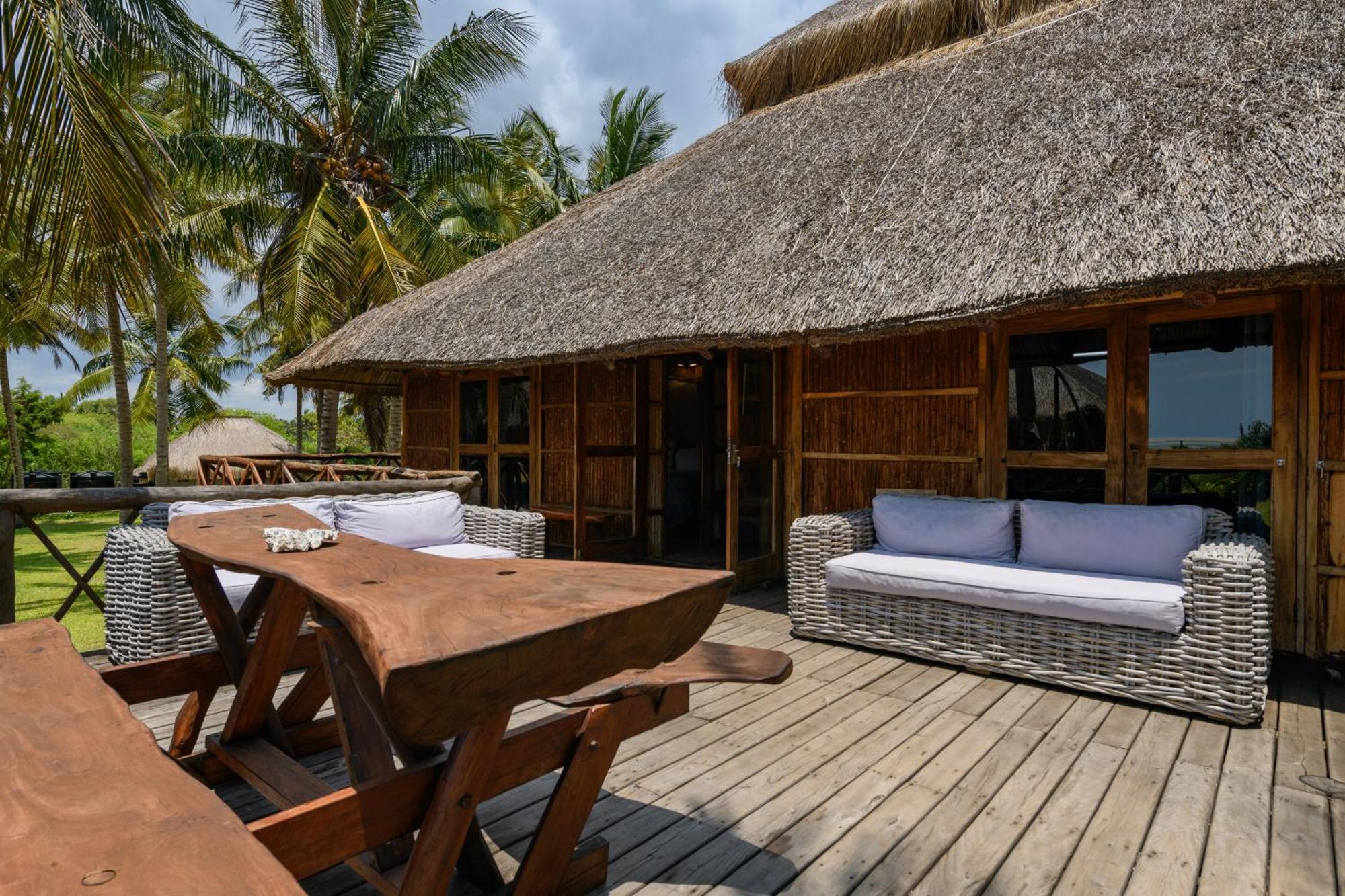 Ocean Pearl Beach Lodge Vilankulo Buitenkant foto