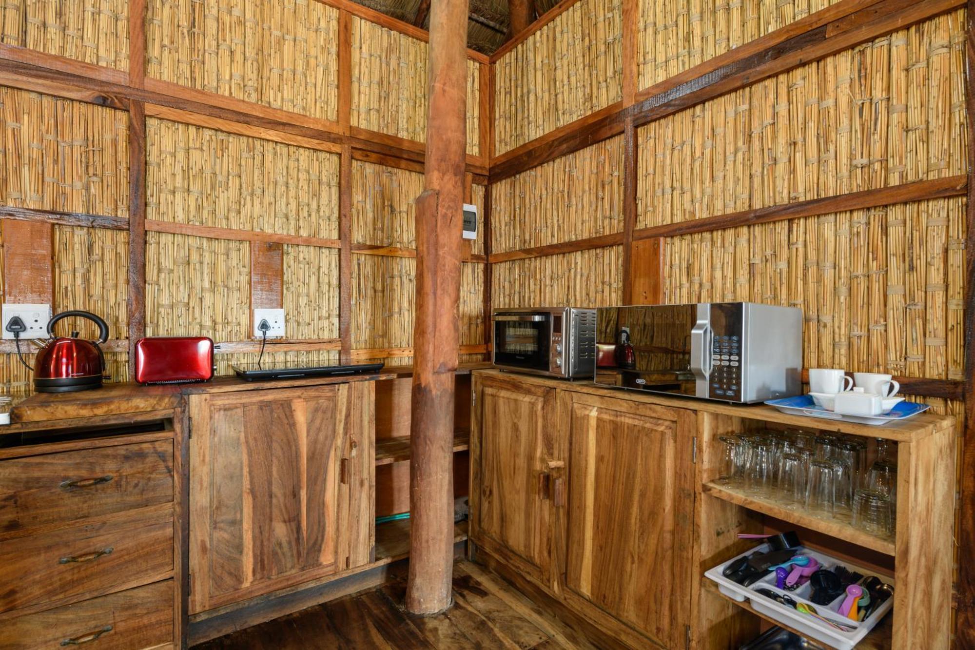Ocean Pearl Beach Lodge Vilankulo Buitenkant foto